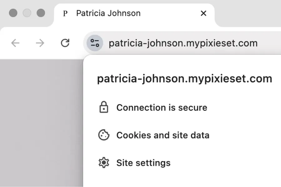 Close-up of a secure browser connection on a foto.umbii.boo subdomain, emphasizing website safety and custom domain branding for photographers.